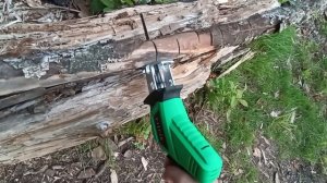 ПРОТЕСТИРОВАЛ Сабельная пила электроножовка Zitrek ZKRS20. Проба распила полотном по дереву