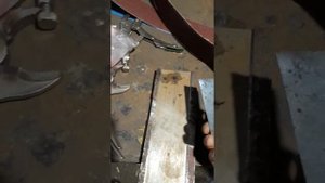 Приспособа для склейки наждачных лент.