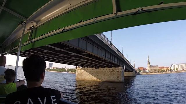поездка по Даугаве смотреть онлайн