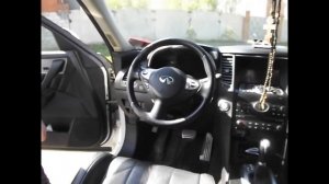 Самый бодрый обзор Infiniti FX 35- известный YouTu