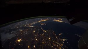 Вид со спутника ночью  Очень красиво!