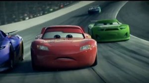 молнию маквина обгоняют под грустную музыку | мем | тик ток