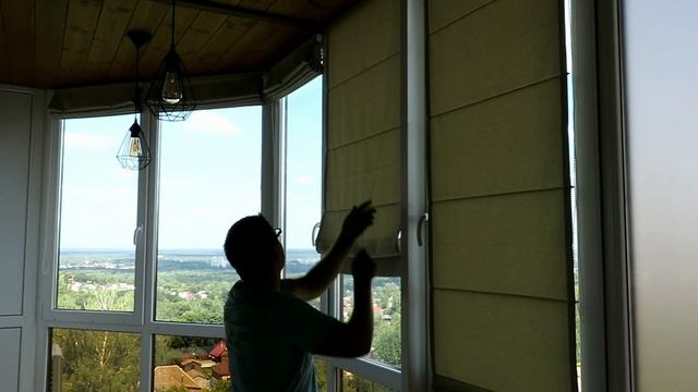 Римские шторы.Шторы или жалюзи на балконе? Профильный карниз для римских штор.