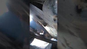 Газель Бизнес откручиваем  пробку поддона