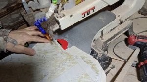 Адресная табличка II. Сделай сам.  Выпиливание из фанеры на лобзиковом станке.