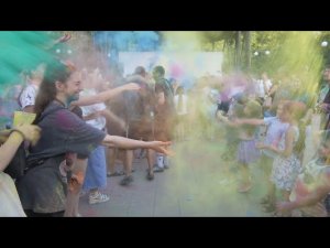 Фестиваль красок Холи