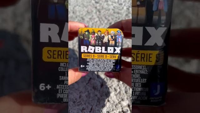 Roblox Series 9 Mystery Box #roblox #robloxtoys #toyunboxing #mysterybox #asmrtoys #asmr #robloxgam