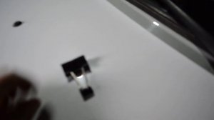 Чтобы щётки не примерзали к стеклу