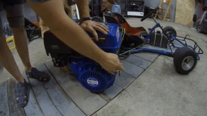 Новый двигатель для карта F188 (GX390) 13 л.с. 390cc первый запуск (без комментариев)