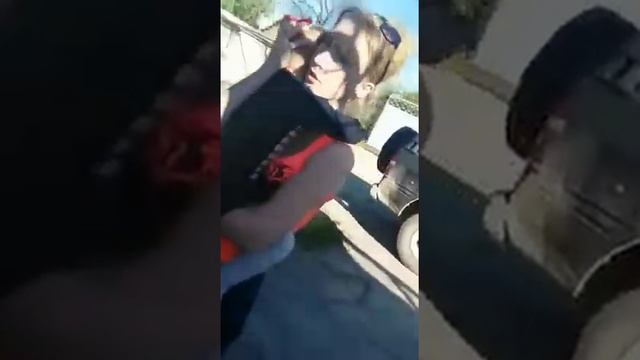 И вот этот человек подал заявление в суд ,что б отсудить ребенка смотреть онлайн