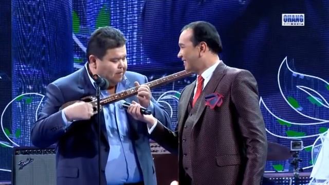 Ozodbek Nazarbekov Va Shukrullo Isroilov - Internet | Озодбек ва Шукрулло - Интернет (VIDEO)