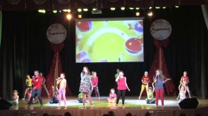 Танец мы маленькие дети