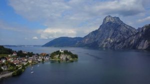 Traunsee - Traunstein  Gmunden Austria 4k