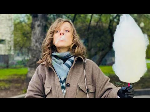Беременная Лиза Арзамасова показала, как отмечет майские праздники с мужем и пасынком