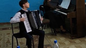 Лунная Серенада, автор - Г.Миллер . Праздничный регтайм, автор - Э.Градески