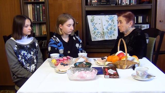 Встреча курсантов военно-патриотического клуба "Отвага" с блокадницей Тамарой Яковлевной Дроздовой. смотреть онлайн