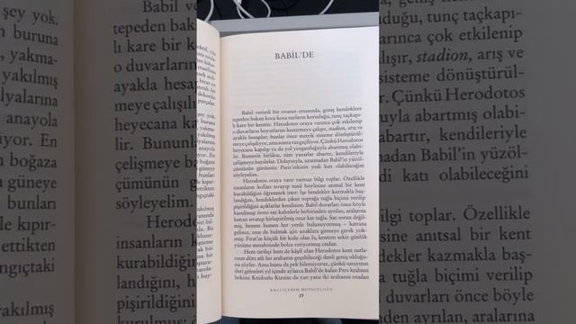 Kraliçenin Huysuzluğu | Jean Echenoz