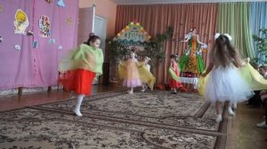 Танец "Мамины глаза" (старшая группа)