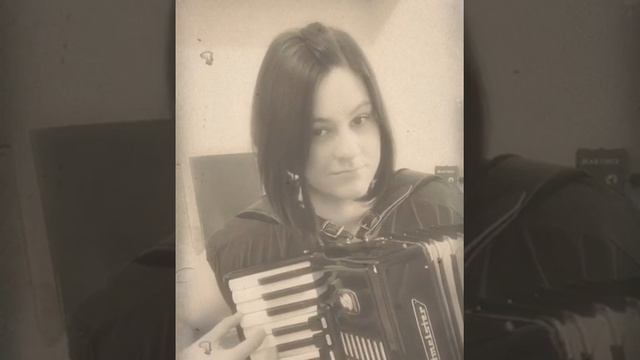 Леся Солт «Мурка» #мурка #местовстречиизменитьнельзя #лесясолт #аккордеонистка #певица #живойзвук