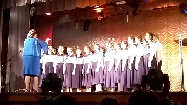 "Апрель" поет старший хор муз.школа 2 смотреть онлайн