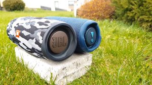 JBL CHARGE 4 VS JBL CHARGE 5