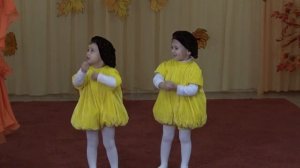 Танец каштанчиков.mp4