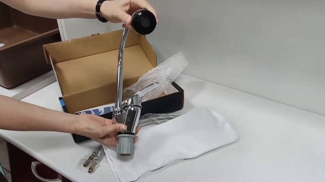 Смеситель для кухни SANTREK AQUA-665 серии MODERN смотреть онлайн