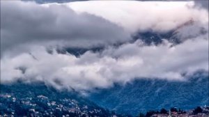 АХ, ЭТИ ТУЧИ В ГОЛУБОМ!