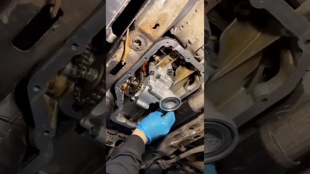 Замена масляного насоса и проклейка поддона Hyundai equus