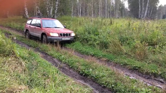 Subaru Forester лёгкий оффроуд смотреть онлайн