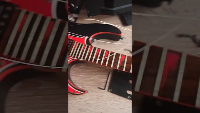 İbanez GRG 250 elektro gitar Türkiye versiyonu :) смотреть онлайн