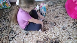 КАК УХАЖИВАТЬ ЗА ПИТОМЦАМИ  НА ПРИМЕРЕ ИГРУШЕК