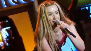 Iggy Azalea - Work LIVE HD 2014