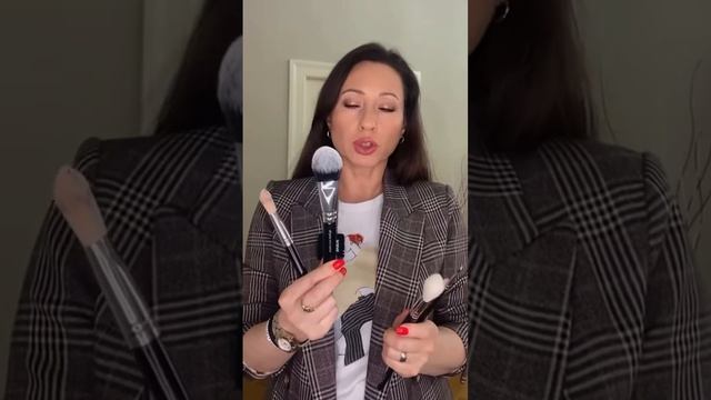 6 кистей для макияжа смотреть онлайн