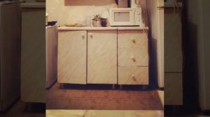 Разбил тарелку .,маленькие дети