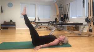 10 Minute Abs with Cheryl Dunn, Pilates Master Trainer. CORE Therapy and Pilates in Austin, Texas