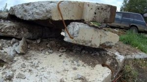 ПОДНЯЛ ДОМКРАТАМИ ДОМ НА 50см - ПОДЛИЛ НОВЫЙ - ХОРОШИЙ ФУНДАМЕНТ _ РАЗДОЛБИЛ МАШ.mp4