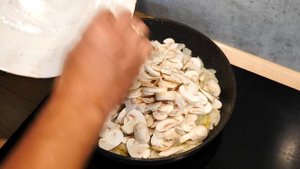 ЖАРКОЕ В ГОРШОЧКАХ С ГОВЯДИНОЙ. КАК Я ЛЮБЛЮ