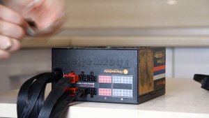 Thermaltake Урал 650Вт (W0426RE)