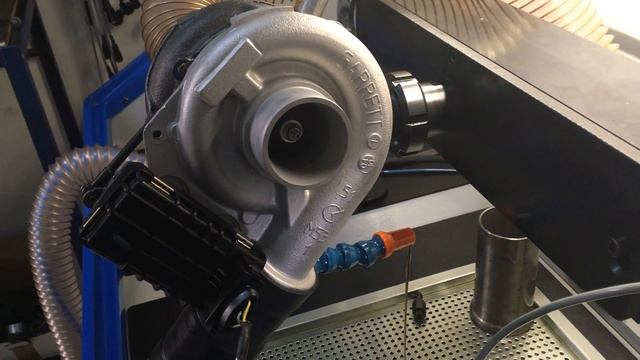 Test Turbo Mercedes Classe E 743115 A6480960199 RCM 2000 Pomezia