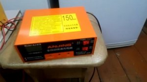 Видео обзор зарядного устройства для аккумулятора из Китая.