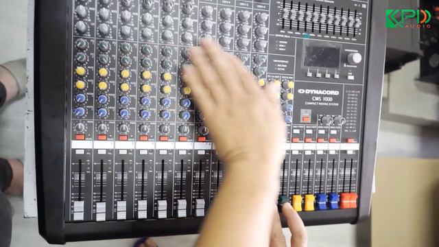 Gửi mixer Dynacord CMS 1000 cho anh Tuấn ở Vĩnh Phúc | Mixer CMS 1000 có 2 bộ nhớ effect riêng biệt смотреть онлайн