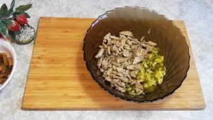 Что приготовить из куриной печени? Конечно очень вкусный САЛАТ !