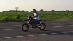 suzuki drz 400 sm prednjak