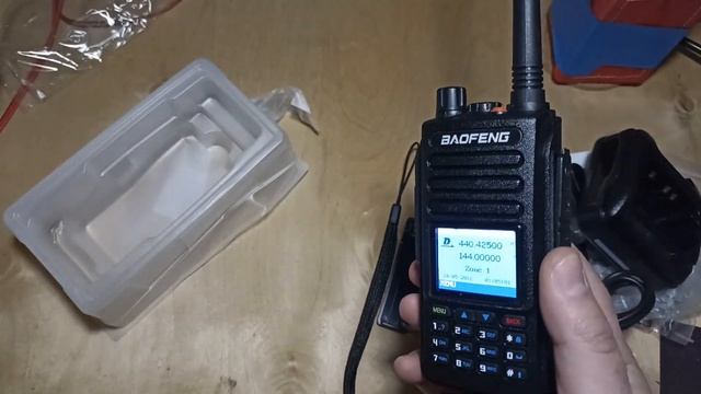 Распаковка и поверхностный обзор радиостанции Baofeng DM-1702. #baofeng #радио #радиолюбитель #dmr смотреть онлайн