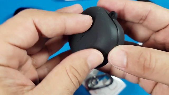 Spigen Galaxy Buds case - does it fit the other Galaxy Buds earbuds? смотреть онлайн