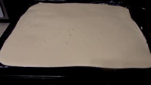 Бисквитный рулет с вареньем