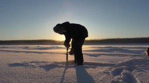 Рыбалка на Иртыше. Вагайский Плёс. Проверка речки в Тайге. Рыбалка в любую погоду.