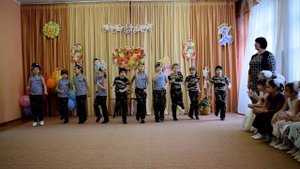 Танец "Граница" на утреннике к 8 марта в ДС Кораблик,подготовительная группа.