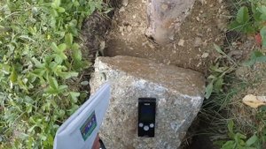 №17.2017. саманное строительство. завёз бутовый камень для фундамента. замер уровня радиации.